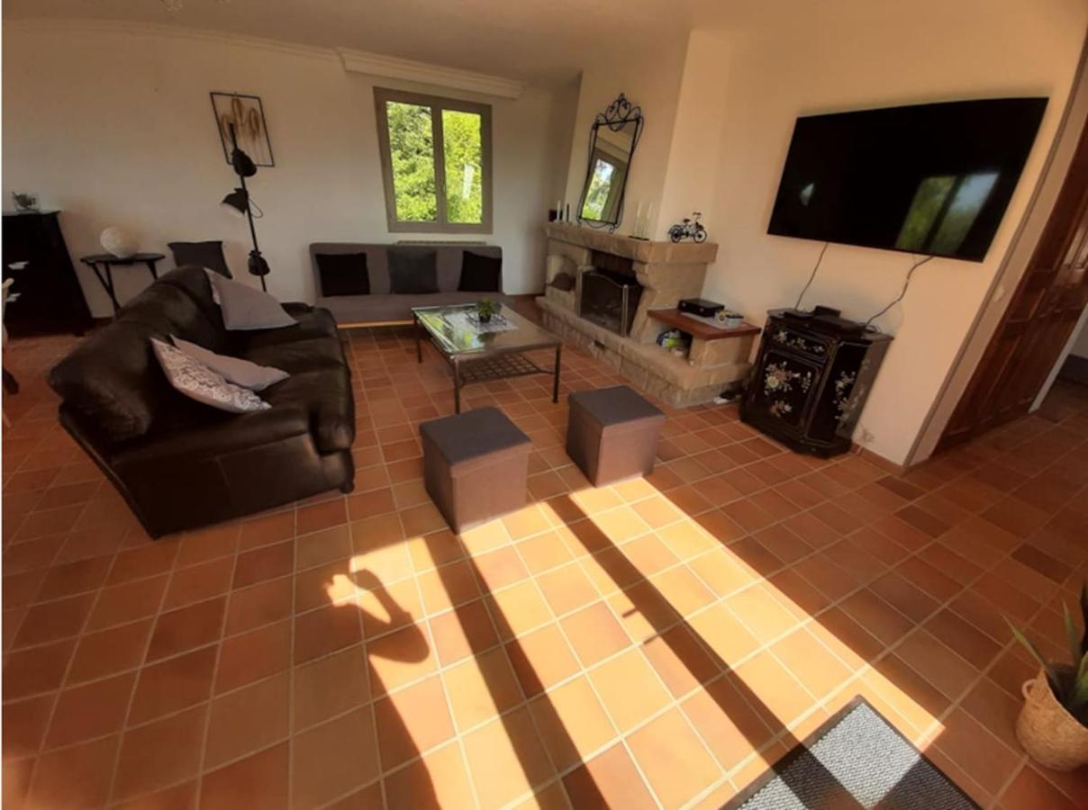 Maison Confort Et Repos Crécy-la-Chapelle Extérieur photo